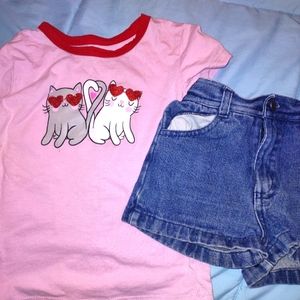 Girl's sz 4 top and shorts.